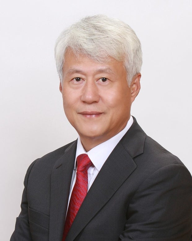 반선섭 사진